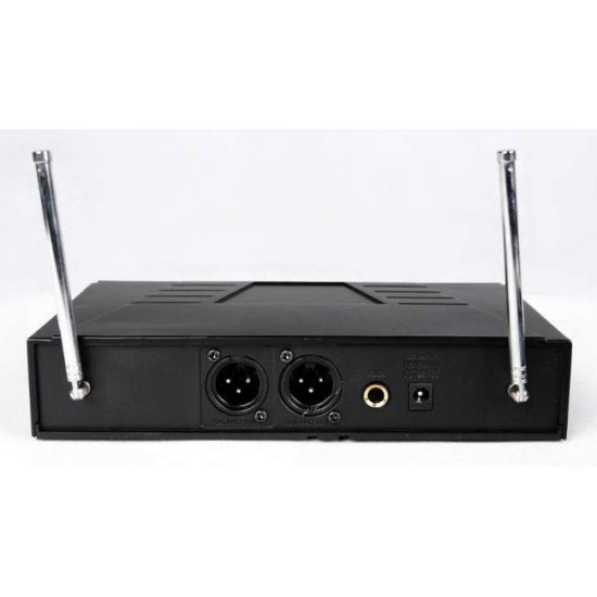 UHF20 Set dvoch bezdrôtových UHF mikrofónov.