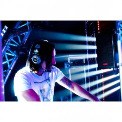 ADJ Sweeper Beam QUAD LED 4v1  2-PACK